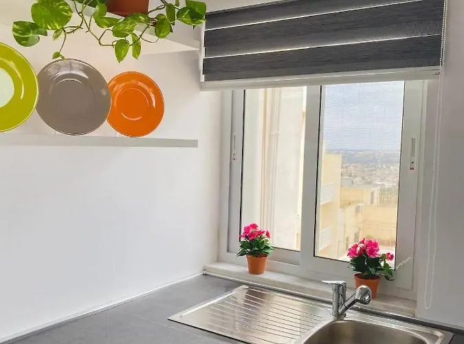 The Blue Mill Penthouse With Beautiful Views Naxxar