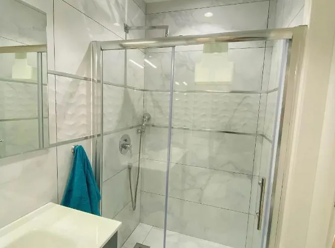 Lägenhet The Blue Mill Penthouse With Beautiful Views Naxxar