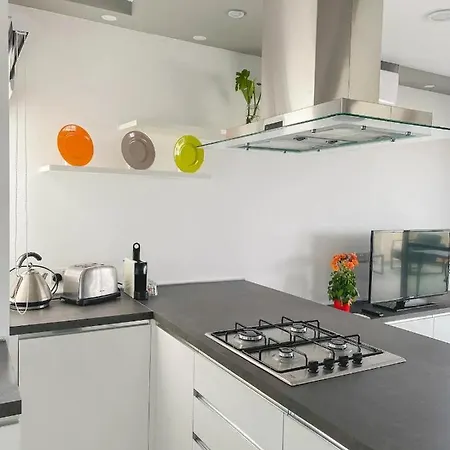 شقة The Blue Mill Penthouse With Beautiful Views ناسار