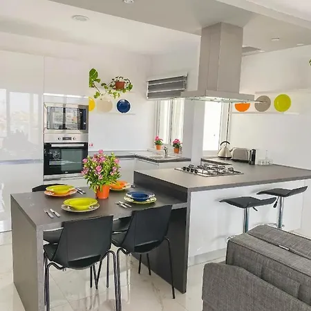 Apartment The Blue Mill Penthouse With Beautiful Views